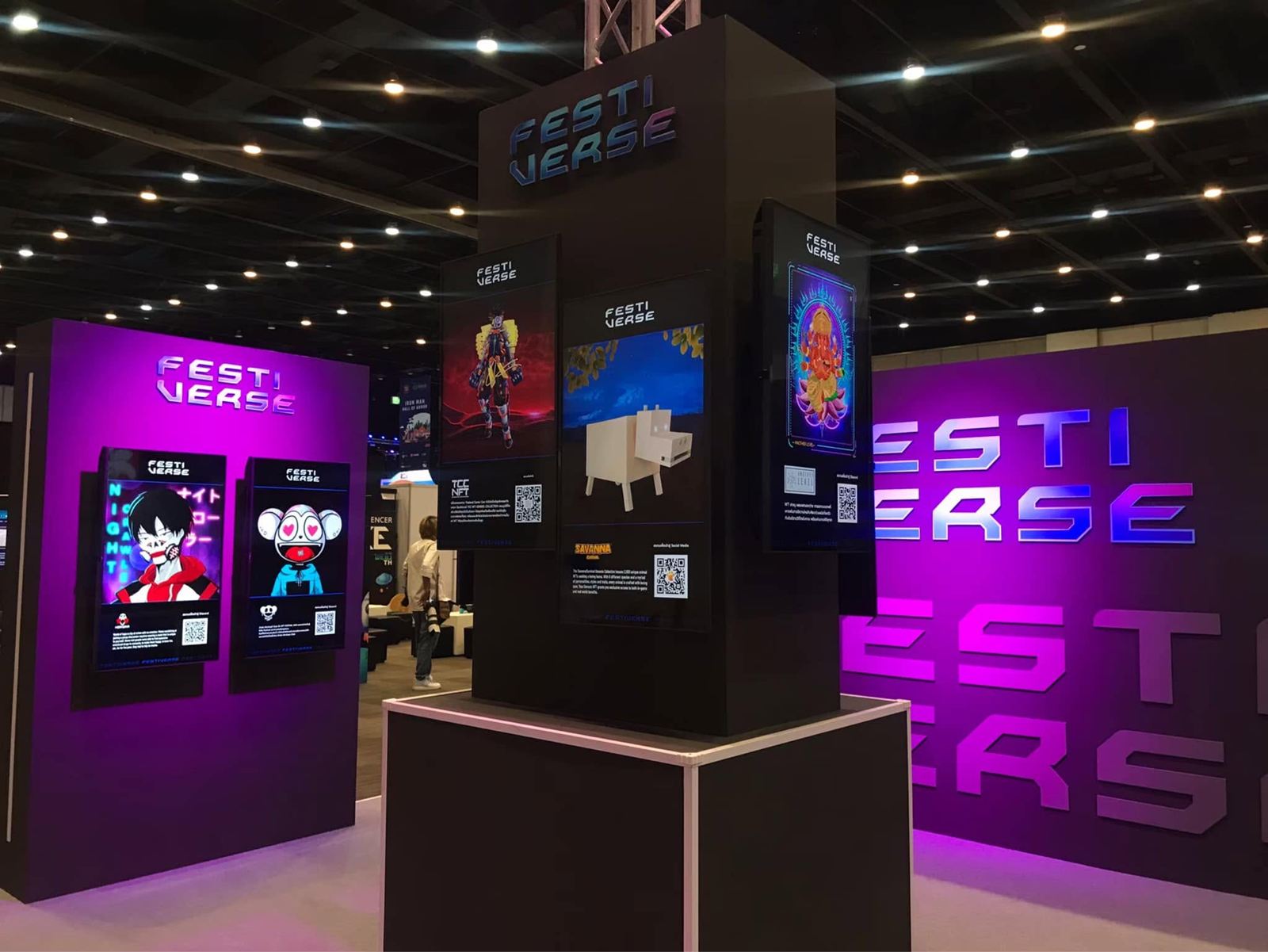 Exhibition booths at Festiverse in Royal Paragon Hall, Siam Paragon